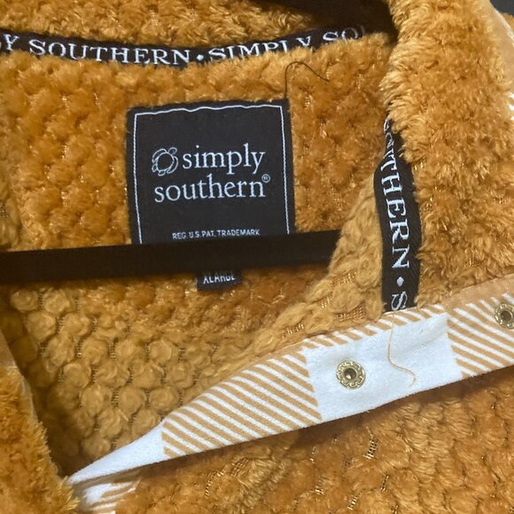XL Simply Southern Soft Pullover - Picture 3 of 4